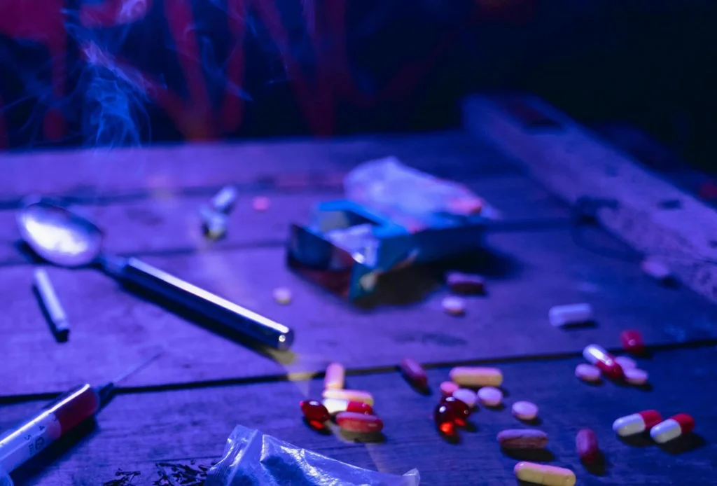 Różne rodzaje narkotyków, które mogąbyć wykrywane przez testy narkotykowe nawet do 90 dni od spożycia substancji psychoaktywnej